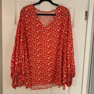 Women’s Blouse with fun sleeves